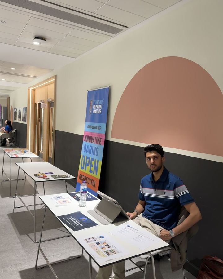 Muhammad at the ACLC stand, recruiting new members in Senate House.